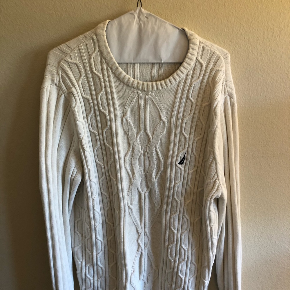 White sweater by Nautica